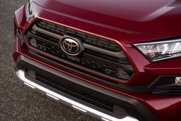 Toyota RAV4 2019 - обзор, цены, видео, фото, технические характеристики, проблемы №17
