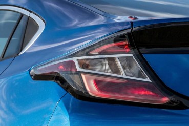 Chevrolet Volt 2019 - обзор, цены, видео, фото, технические характеристики, проблемы №8