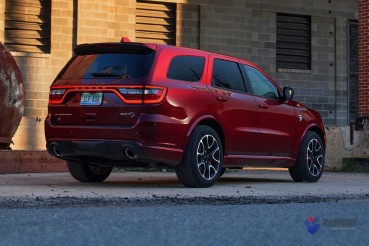 Обзор Dodge DURANGO 2023: цены, отзывы и фото №8