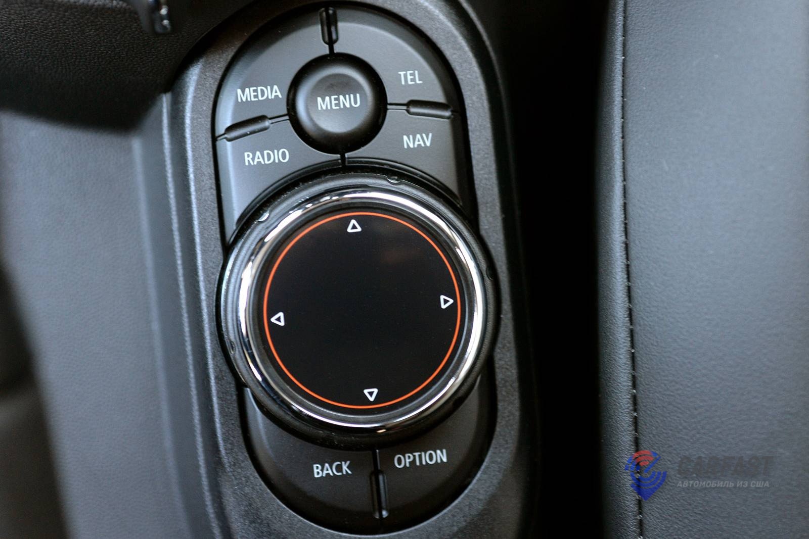 Mini Cooper 2016 года
