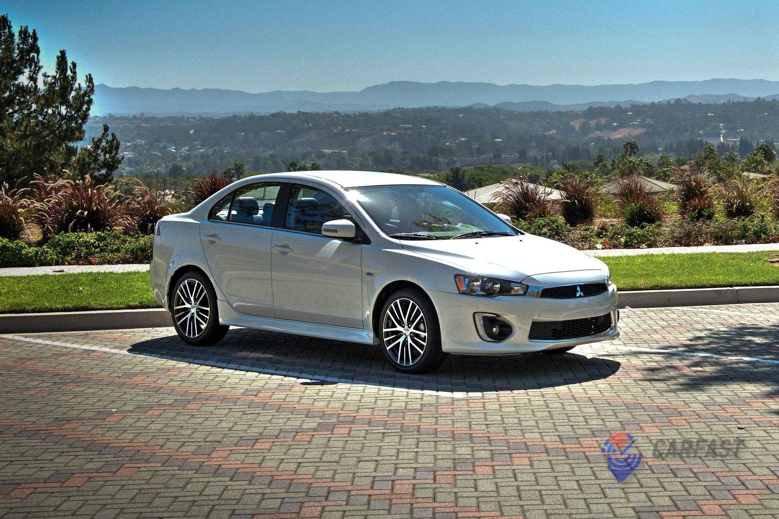 Mitsubishi Lancer 2017 года
