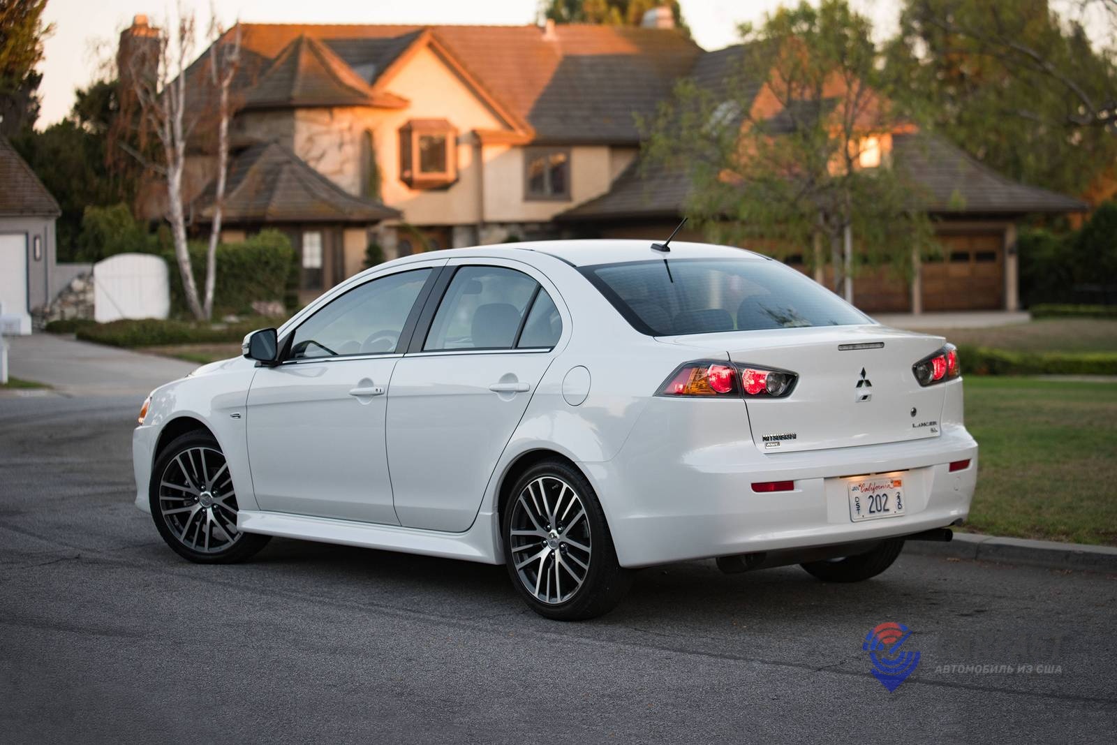 Mitsubishi Lancer 2017 года