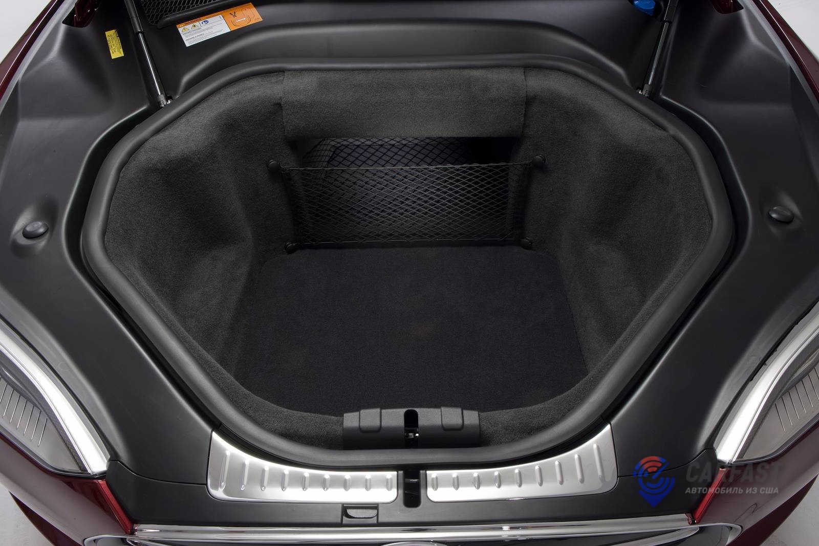 Tesla Model S 2018 года