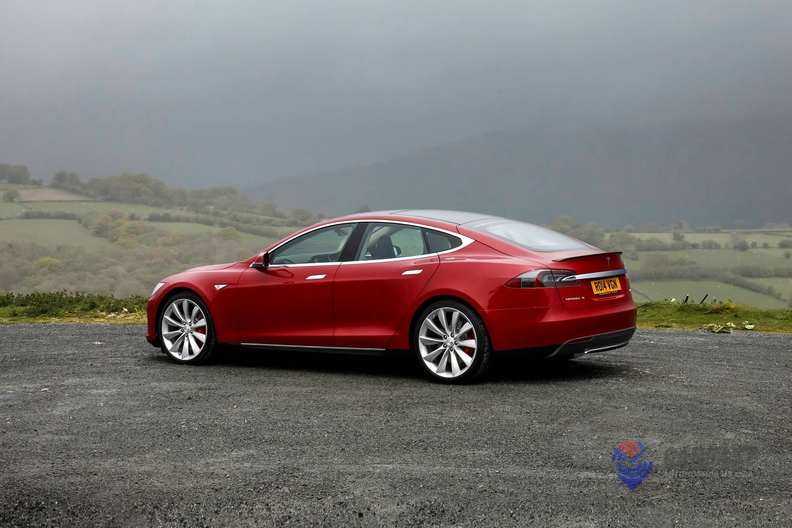 Tesla Model S 2018 года