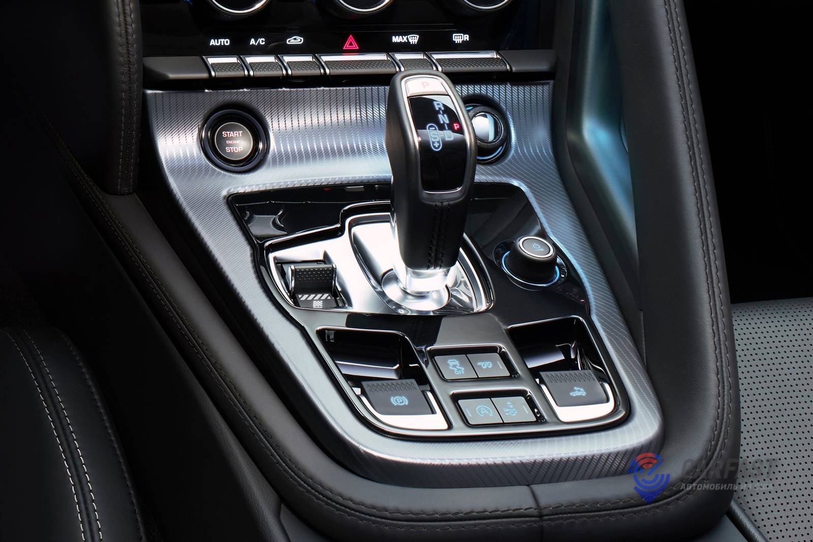 Jaguar F-TYPE 2019 года