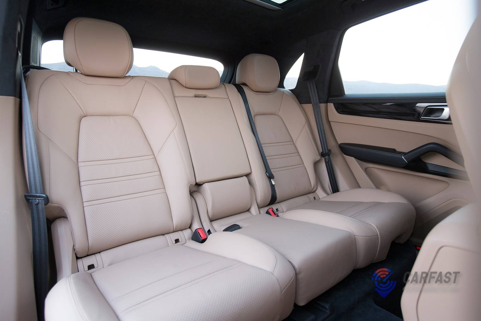Porsche Cayenne 2019 года