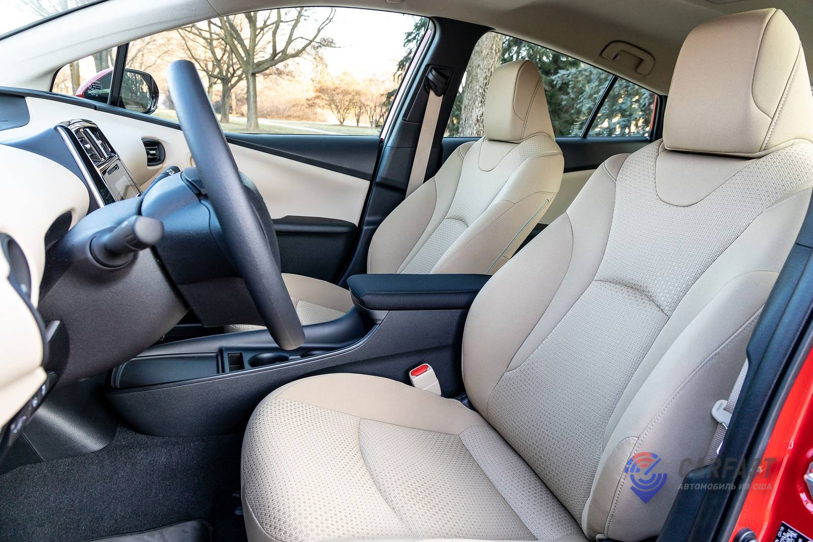 Toyota Prius 2016 года
