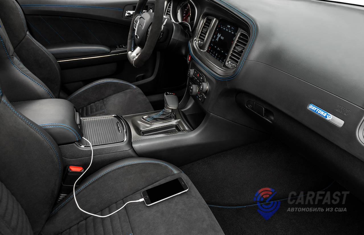 Dodge Charger 2020 года