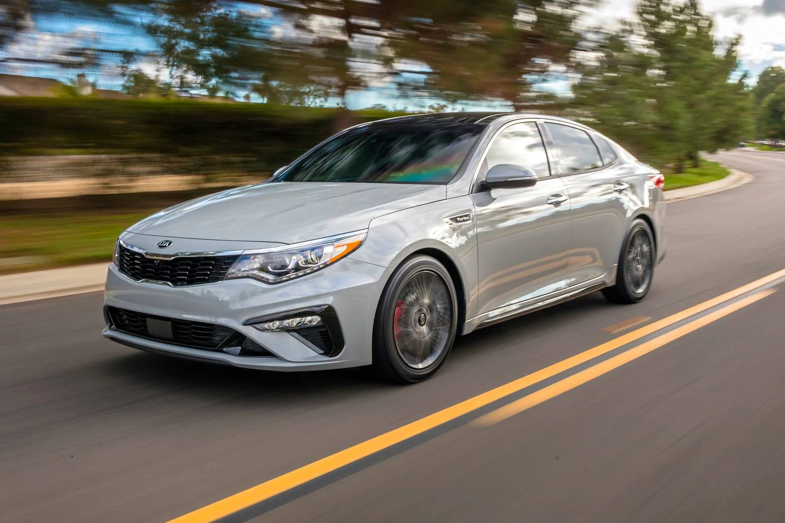 Kia Optima 2019 года