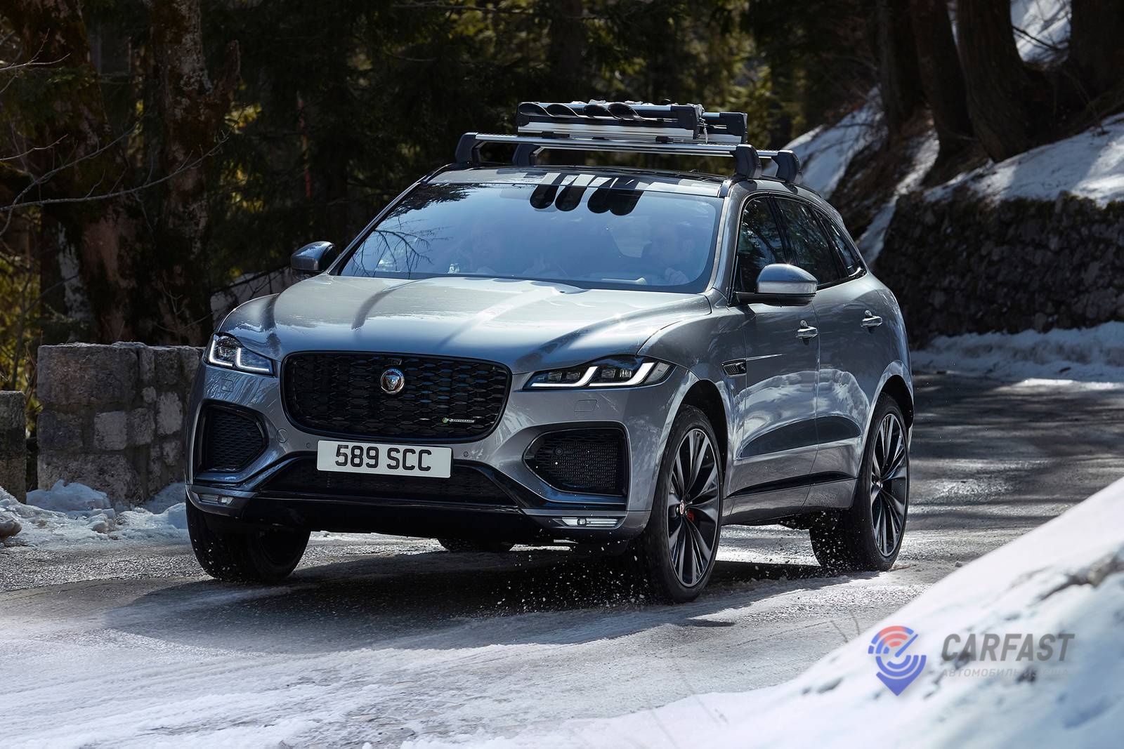 Jaguar F-PACE 2021 года
