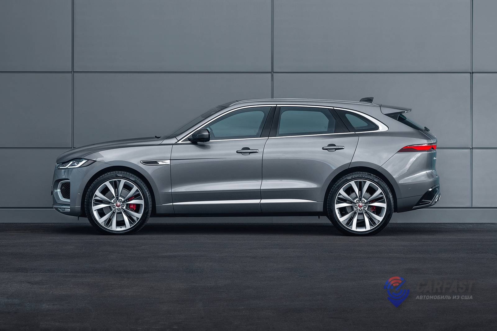 Jaguar F-PACE 2021 года