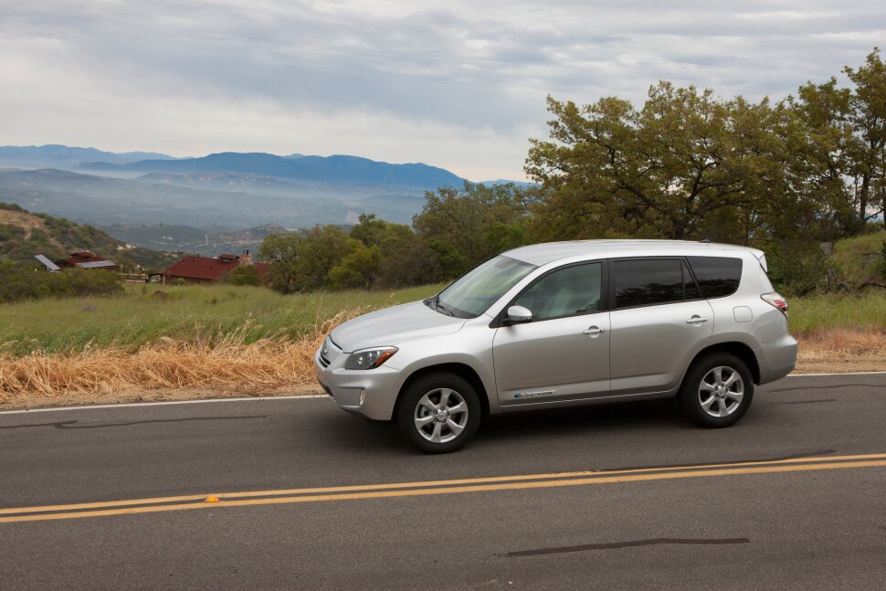 2012 Toyota RAV4 EV