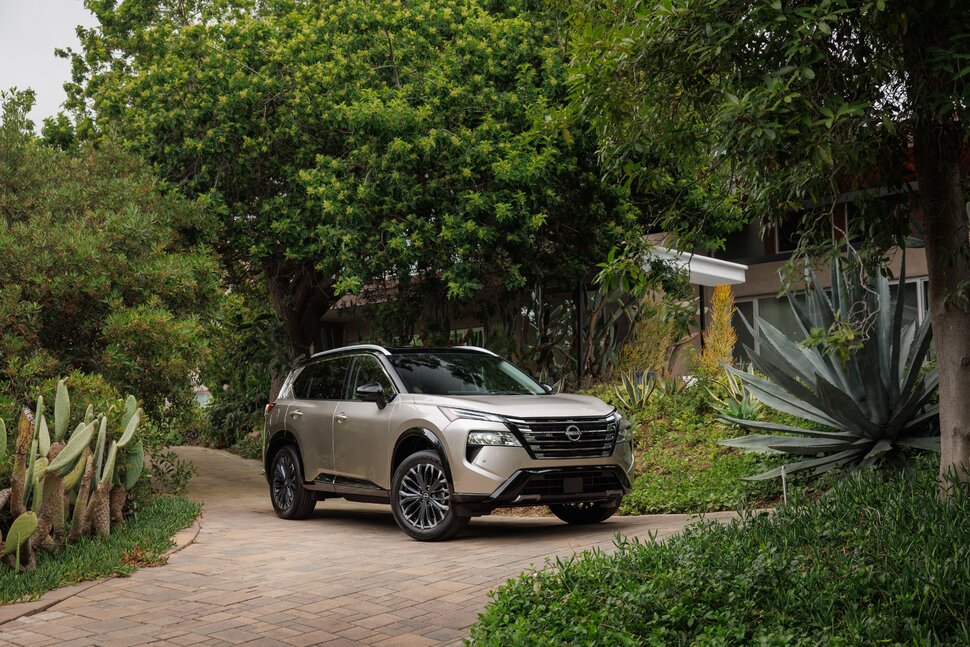 2024 Hyundai Tucson vs. Nissan Rogue Comparison: What to Choose?